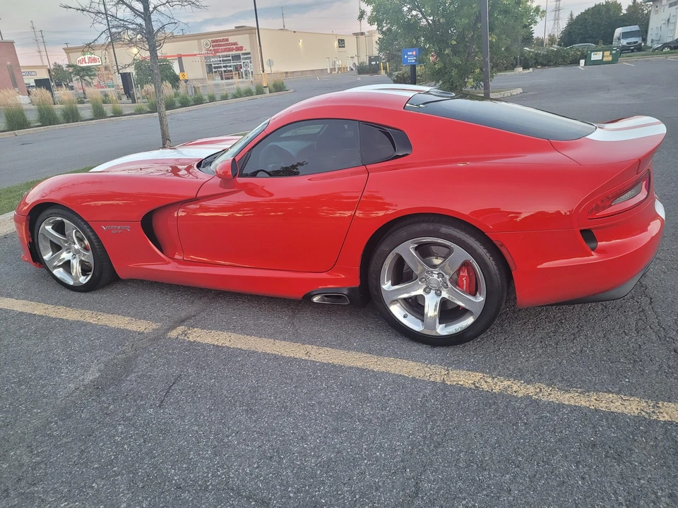 2015 Dodge Viper 5th Gen - Image 15 of 31