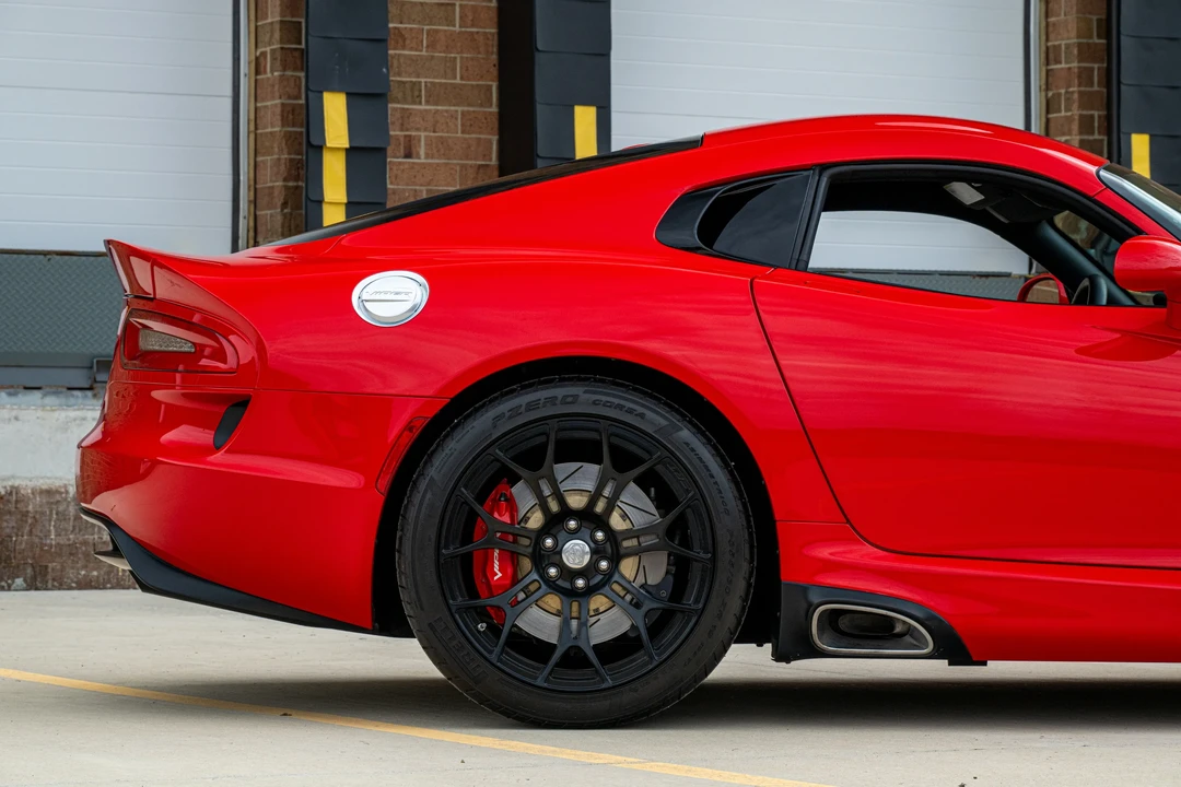 2015 Dodge Viper 5th Gen - Image 5 of 31