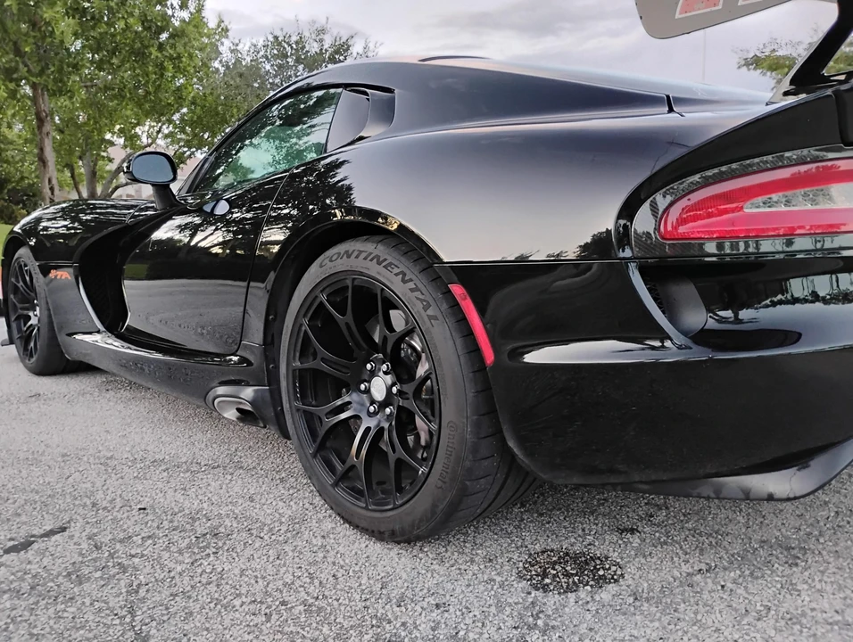 2015 Dodge Viper 5th Gen - Image 28 of 31