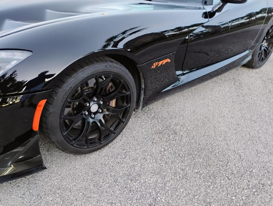 2015 Dodge Viper 5th Gen - Image 17 of 31