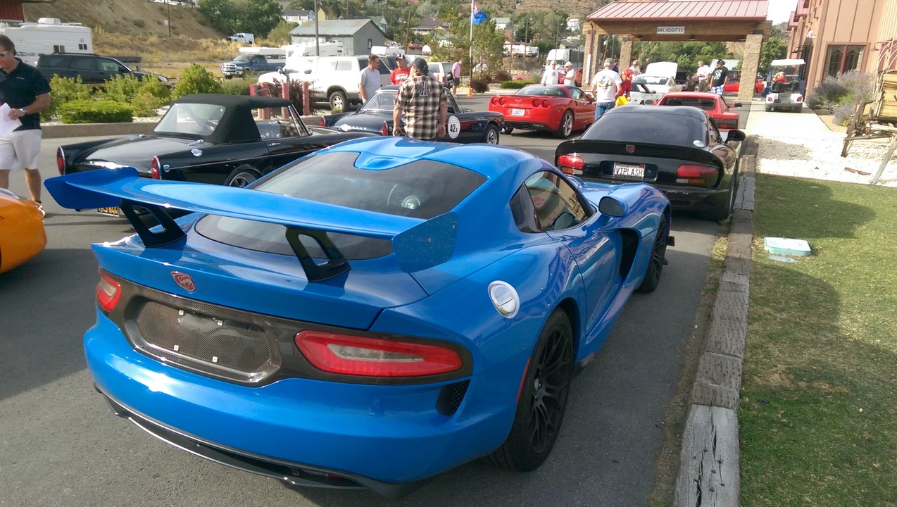 2015 Dodge Viper 5th Gen - Image 2 of 5