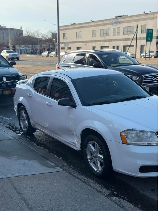 2015 Dodge Avenger Sedan - Image 14 of 20