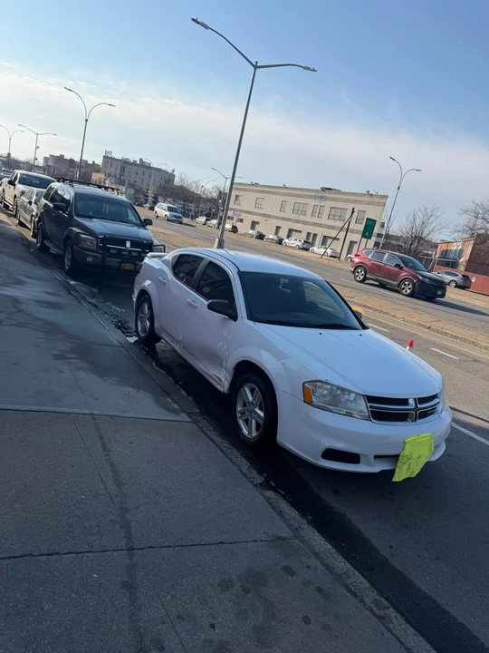 2015 Dodge Avenger Sedan - Image 15 of 20
