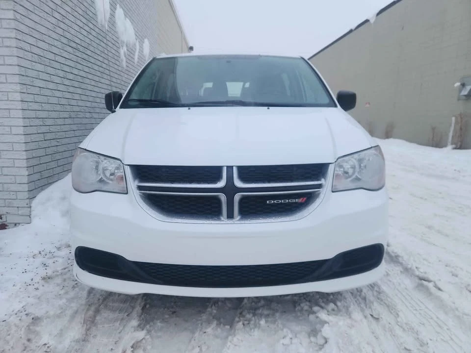 2015 Dodge Caravan - Image 3 of 10