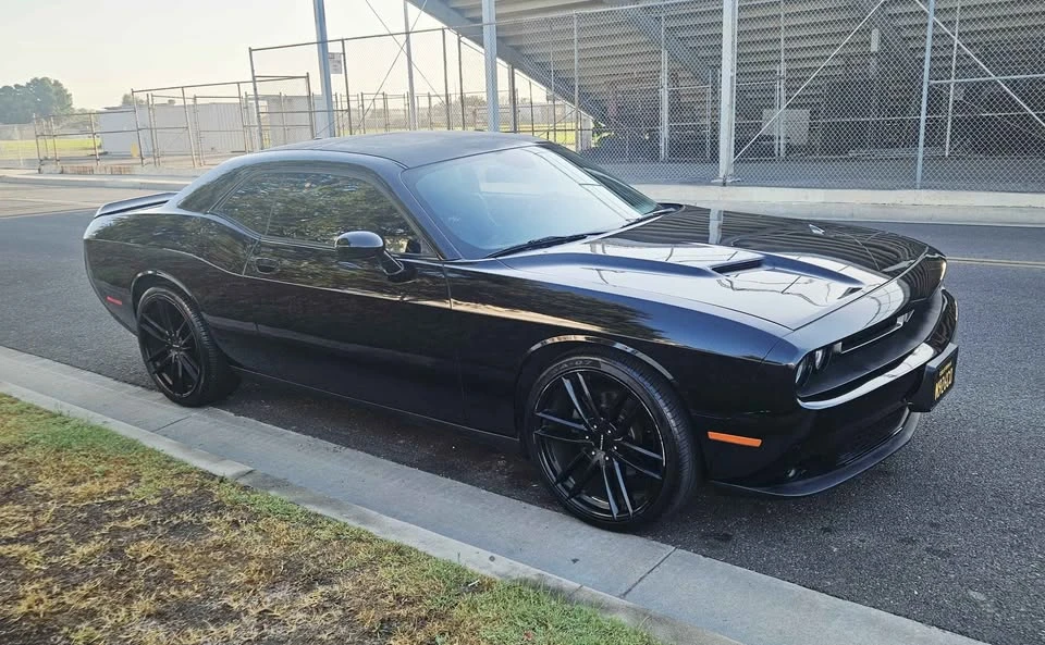 2015 Dodge Challenger 3rd Gen - Image 17 of 20
