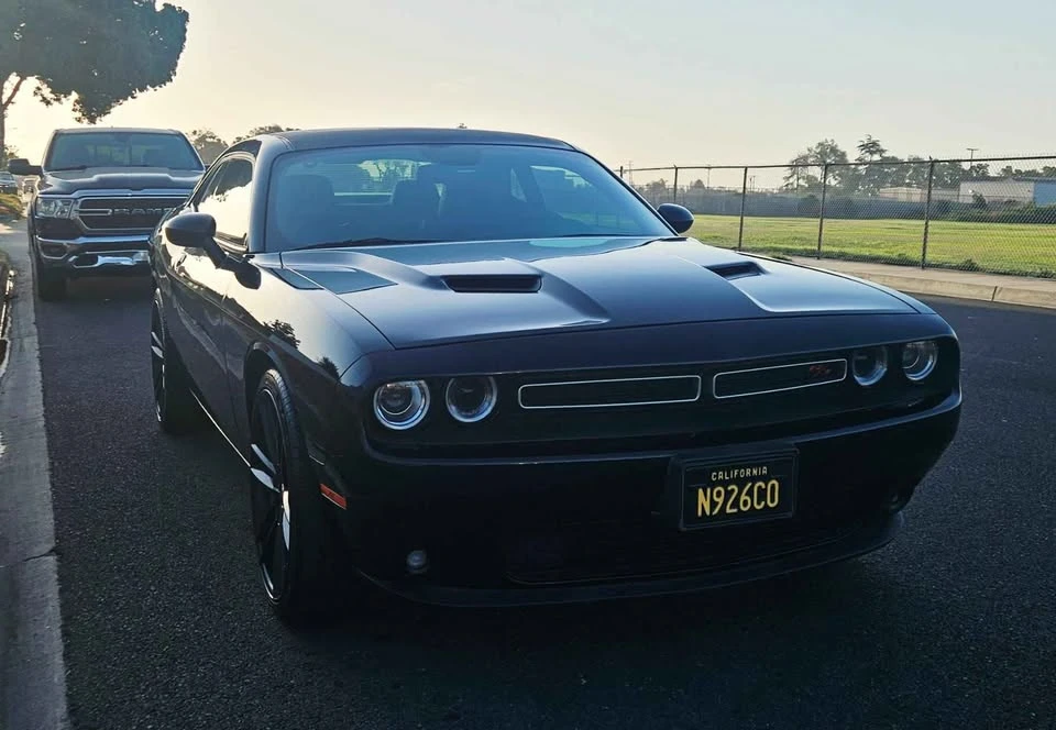 2015 Dodge Challenger 3rd Gen - Image 19 of 20