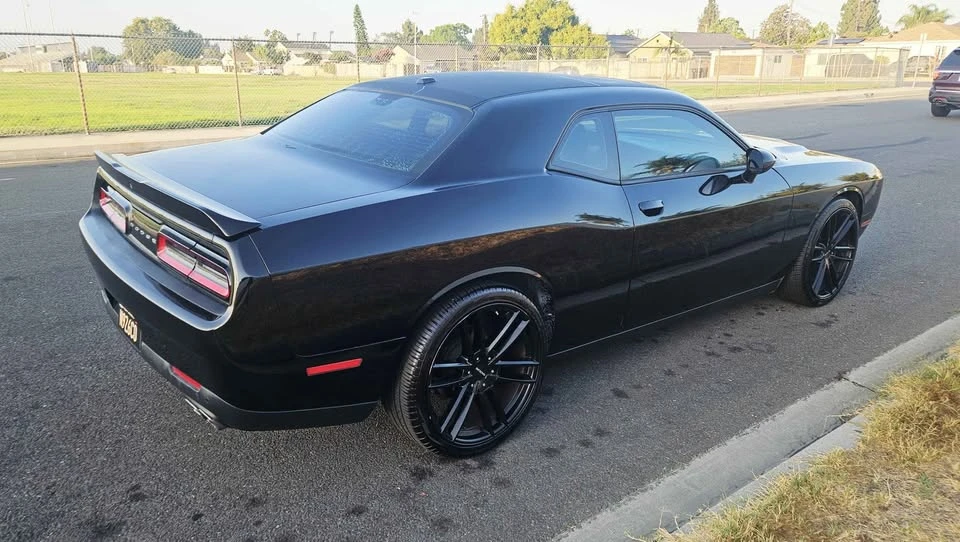 2015 Dodge Challenger 3rd Gen - Image 11 of 20