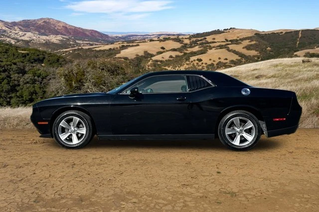 2015 Dodge Challenger 3rd Gen - Image 6 of 8