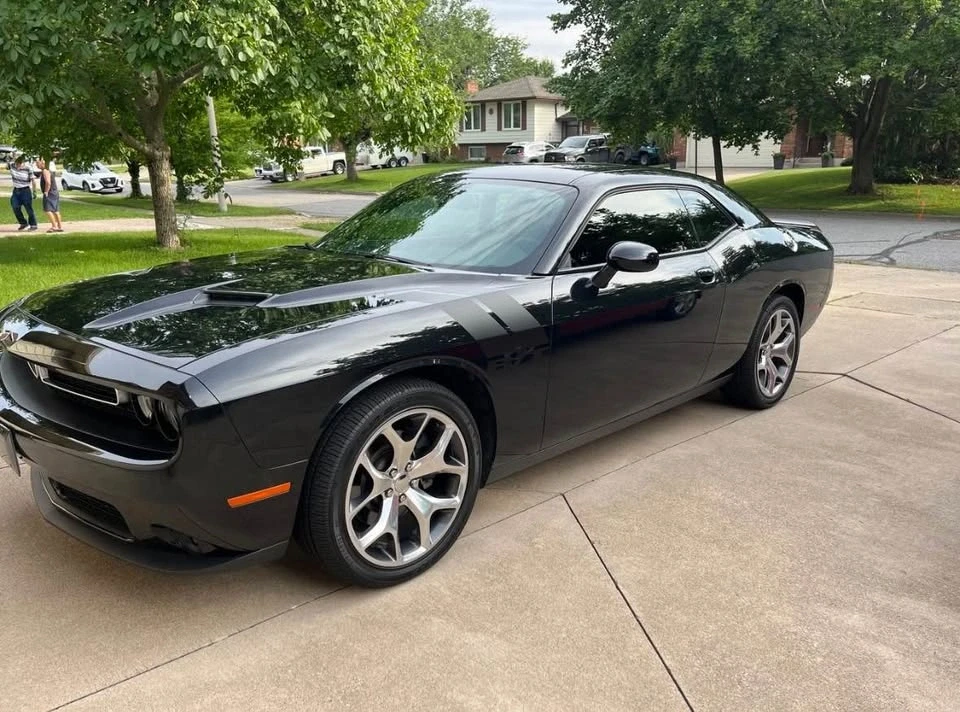 2015 Dodge Challenger 3rd Gen - Image 2 of 7