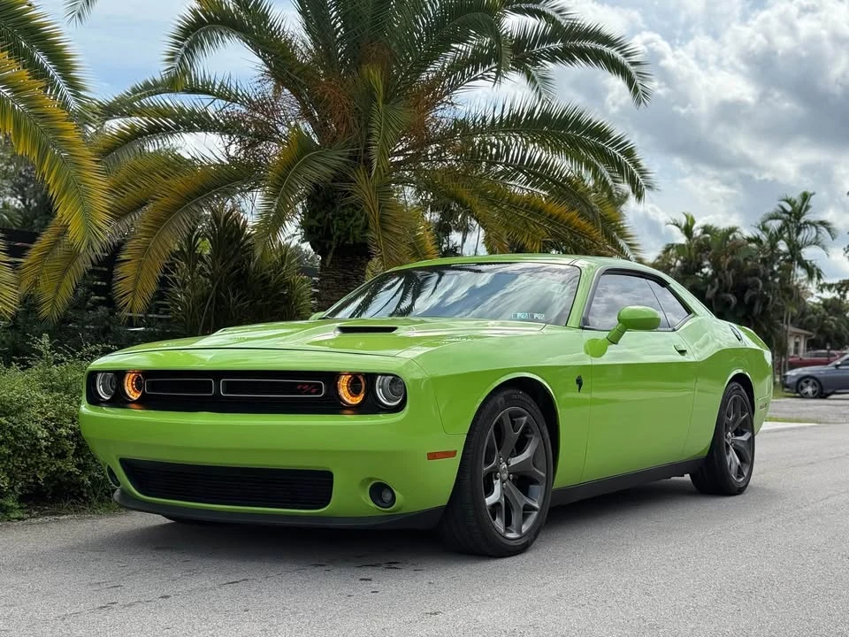 2015 Dodge Challenger 3rd Gen - Image 3 of 16
