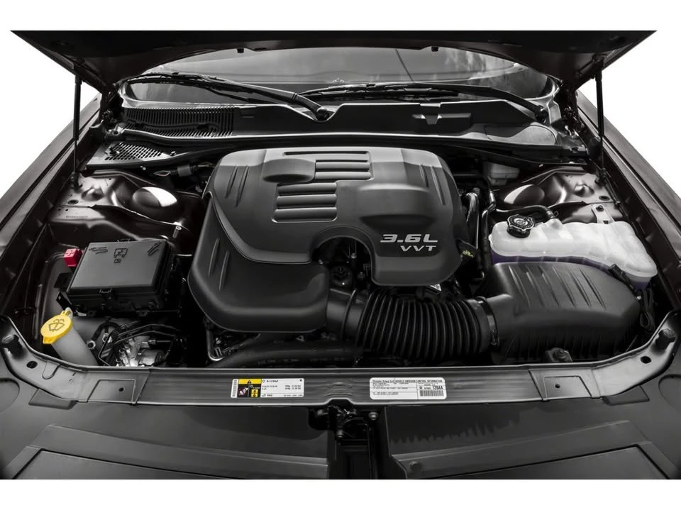 2015 Dodge Challenger 3rd Gen - Image 18 of 19