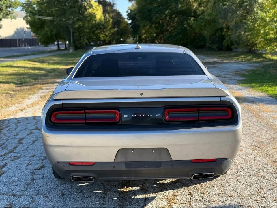 2015 Dodge Challenger 3rd Gen - Image 5 of 10