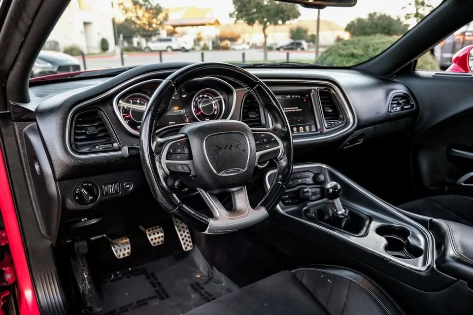 2015 Dodge Challenger 3rd Gen - Image 11 of 20