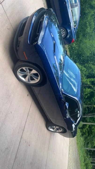 2015 Dodge Challenger 3rd Gen - Image 2 of 5