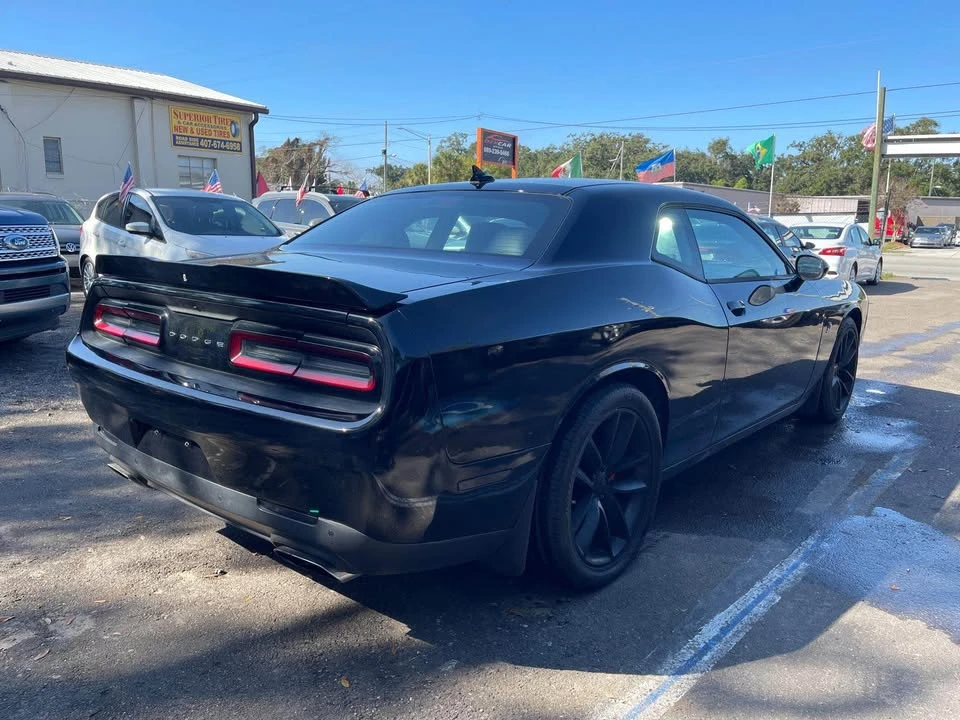 2015 Dodge Challenger 3rd Gen - Image 4 of 8