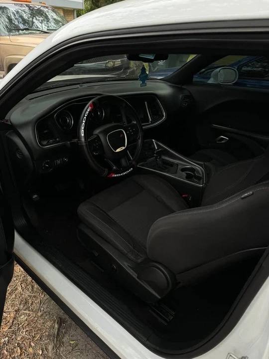 2015 Dodge Challenger 3rd Gen - Image 3 of 6
