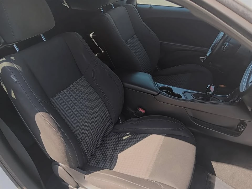 2015 Dodge Challenger 3rd Gen - Image 6 of 9