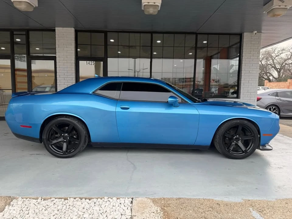 2015 Dodge Challenger 3rd Gen - Image 2 of 16