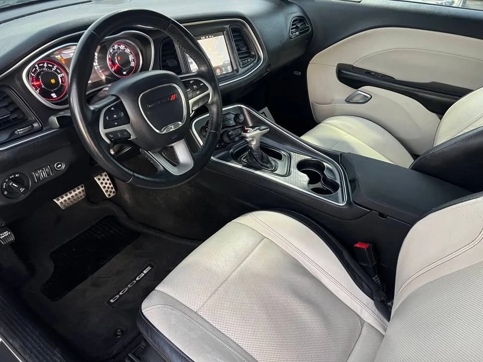 2015 Dodge Challenger 3rd Gen - Image 19 of 20