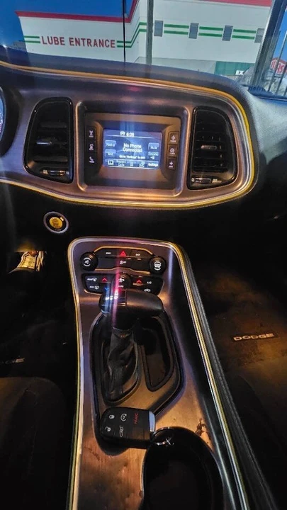 2015 Dodge Challenger 3rd Gen - Image 10 of 12