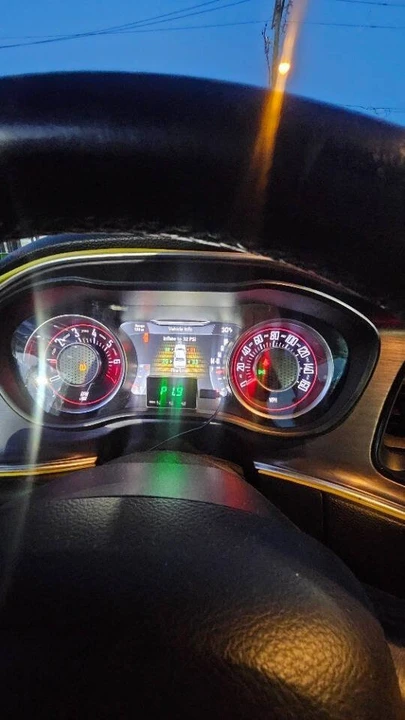 2015 Dodge Challenger 3rd Gen - Image 11 of 12
