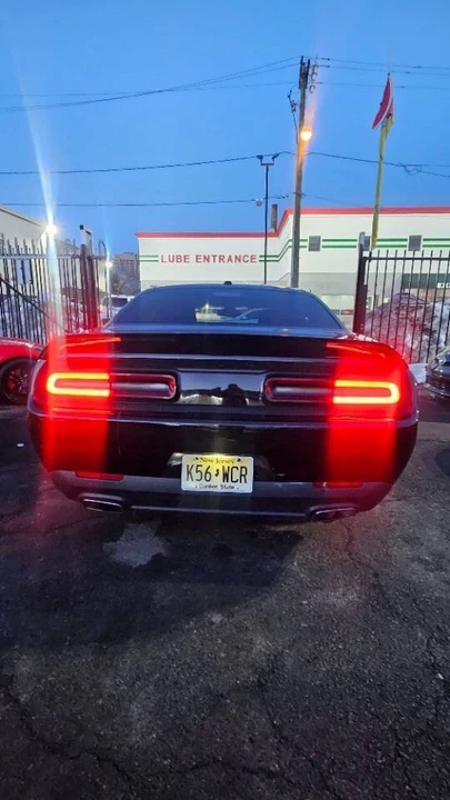 2015 Dodge Challenger 3rd Gen - Image 6 of 12