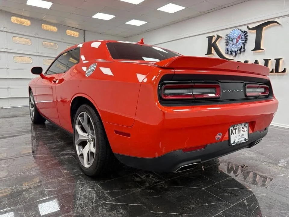2015 Dodge Challenger 3rd Gen - Image 4 of 17