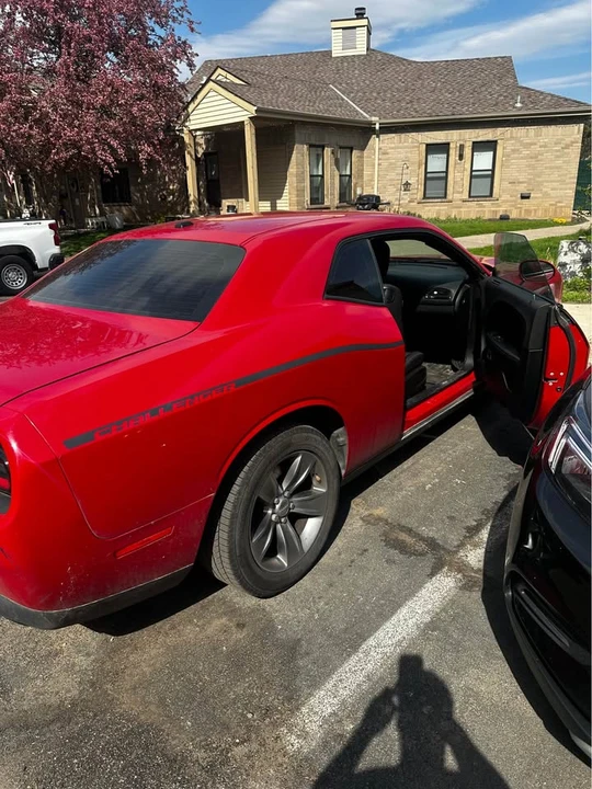 2015 Dodge Challenger 3rd Gen - Image 7 of 10