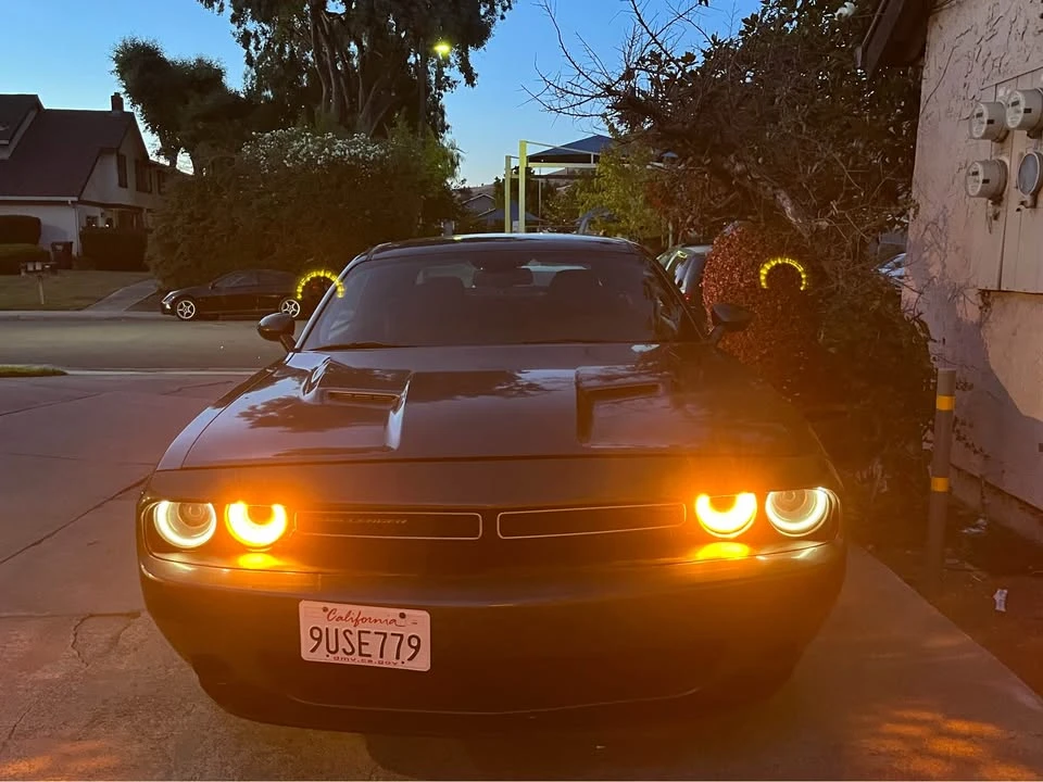 2015 Dodge Challenger 3rd Gen - Image 2 of 4