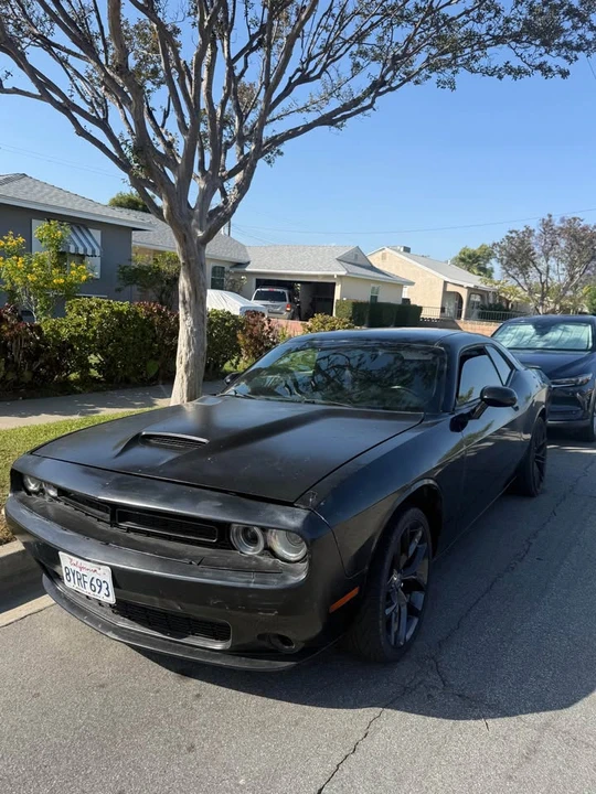 2015 Dodge Challenger 3rd Gen - Image 2 of 7