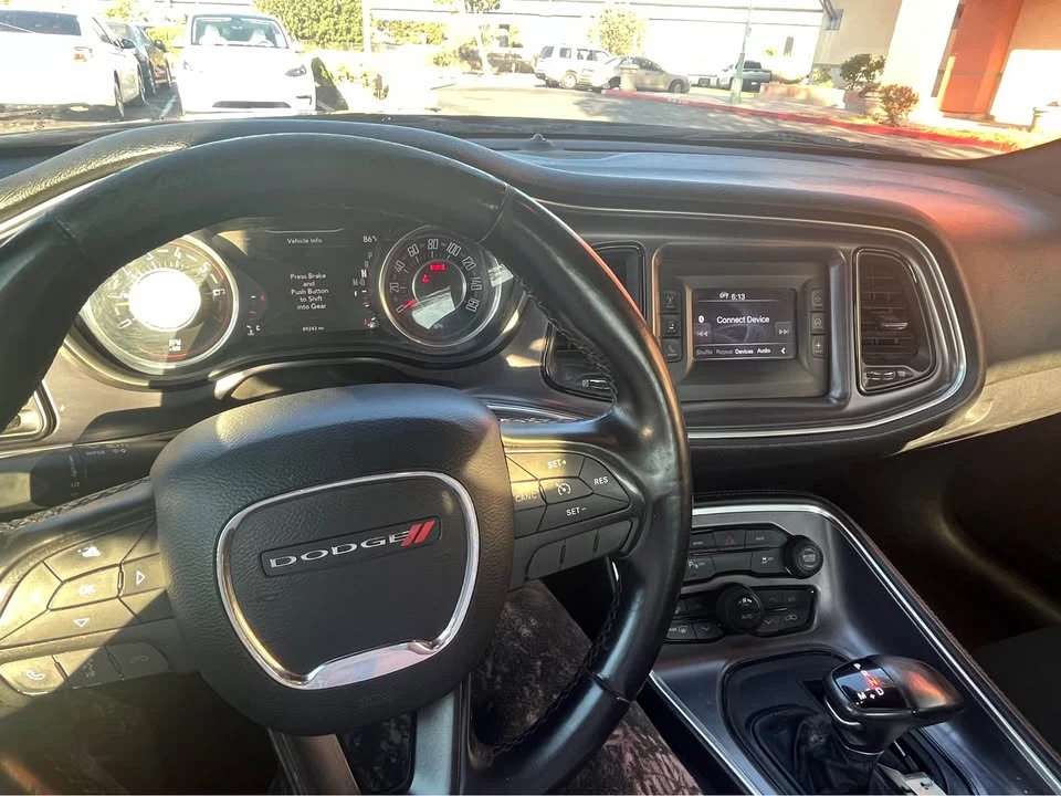 2015 Dodge Challenger 3rd Gen - Image 4 of 4