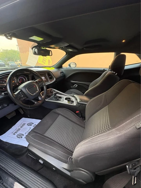 2015 Dodge Challenger 3rd Gen - Image 5 of 6