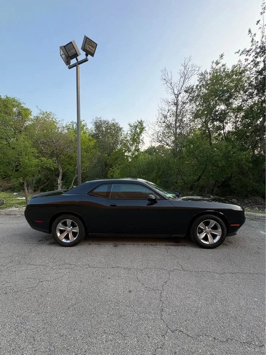 2015 Dodge Challenger 3rd Gen - Image 2 of 6