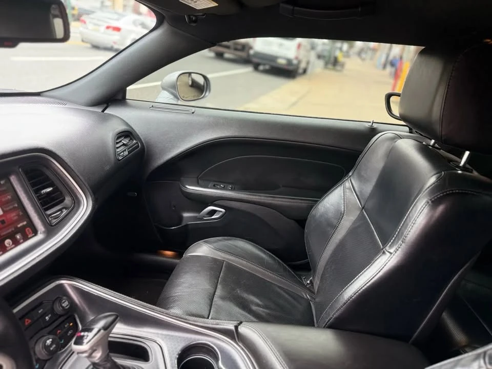 2015 Dodge Challenger 3rd Gen - Image 11 of 18