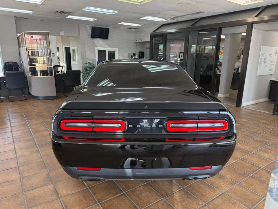 2015 Dodge Challenger 3rd Gen - Image 4 of 17