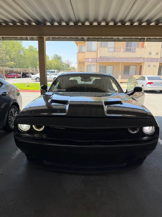 2015 Dodge Challenger 3rd Gen - Image 4 of 8