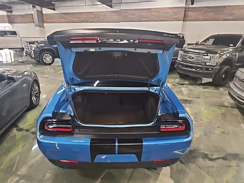 2015 Dodge Challenger 3rd Gen - Image 5 of 9