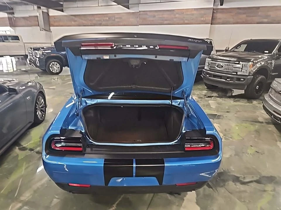 2015 Dodge Challenger 3rd Gen - Image 5 of 9