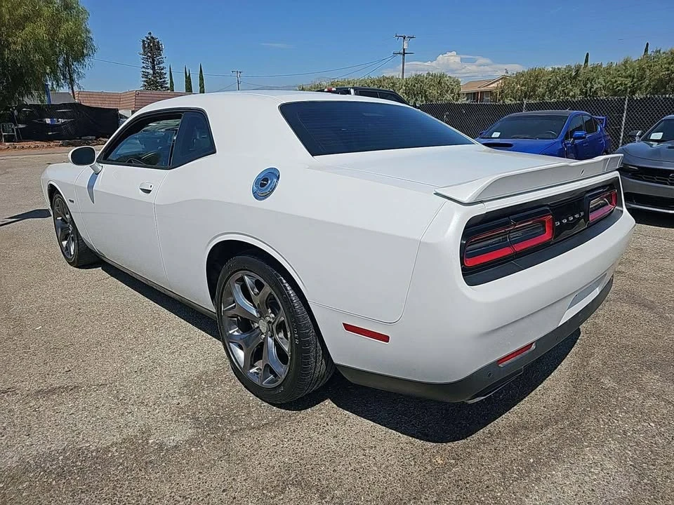 2015 Dodge Challenger 3rd Gen - Image 9 of 10