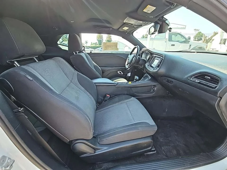 2015 Dodge Challenger 3rd Gen - Image 4 of 10