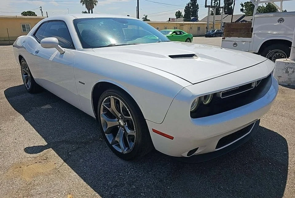2015 Dodge Challenger 3rd Gen - Image 2 of 10