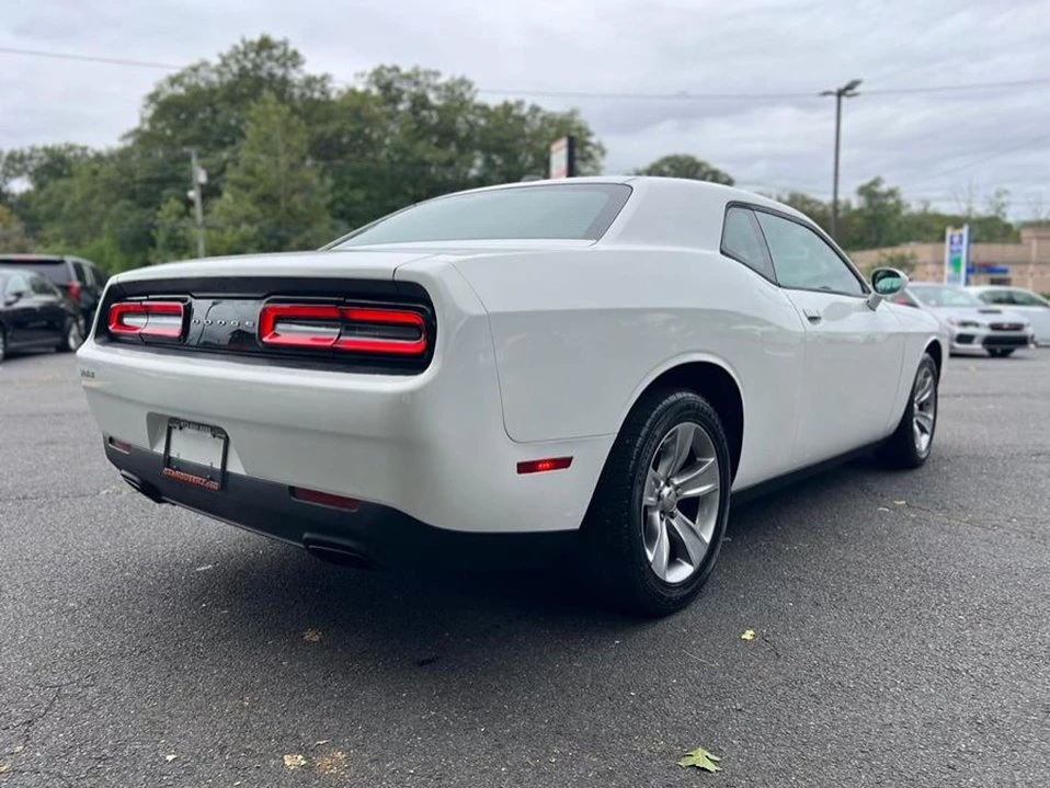 2015 Dodge Challenger 3rd Gen - Image 5 of 20