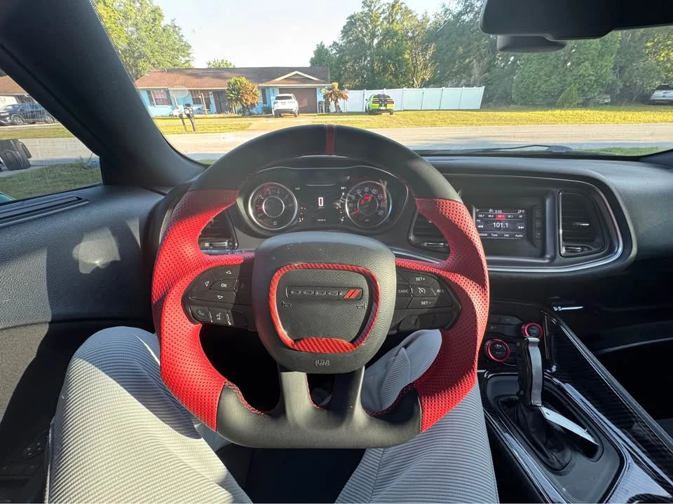 2015 Dodge Challenger 3rd Gen - Image 3 of 8