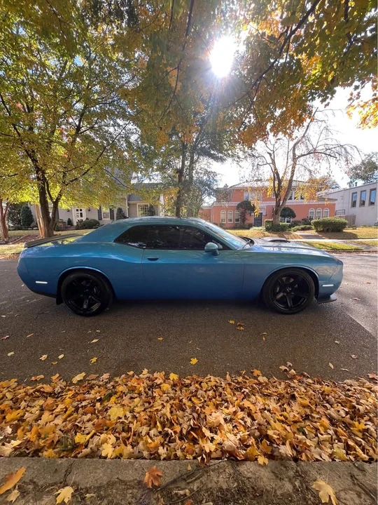 2015 Dodge Challenger SRT8 & 392 3rd Gen - Image 2 of 10