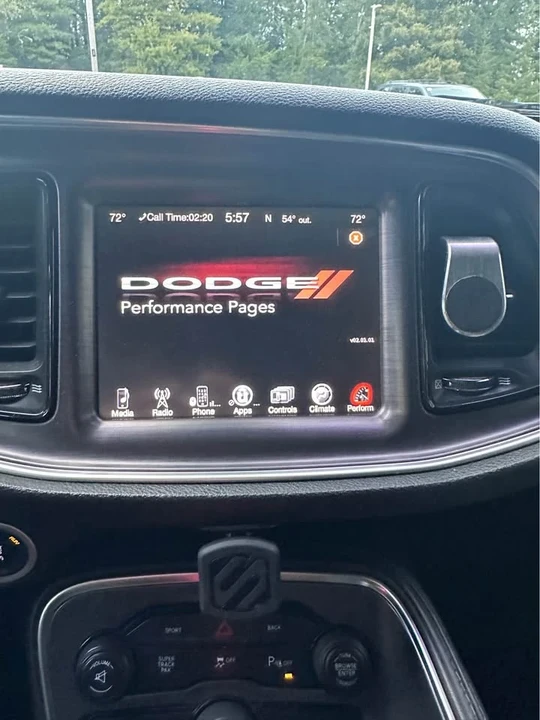 2015 Dodge Challenger SRT8 & 392 3rd Gen - Image 10 of 16