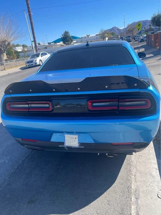 2015 Dodge Challenger SRT8 & 392 3rd Gen - Image 4 of 7