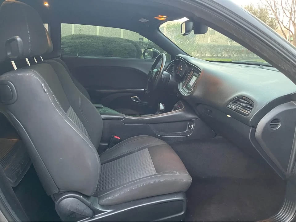 2015 Dodge Challenger 3rd Gen - Image 7 of 8