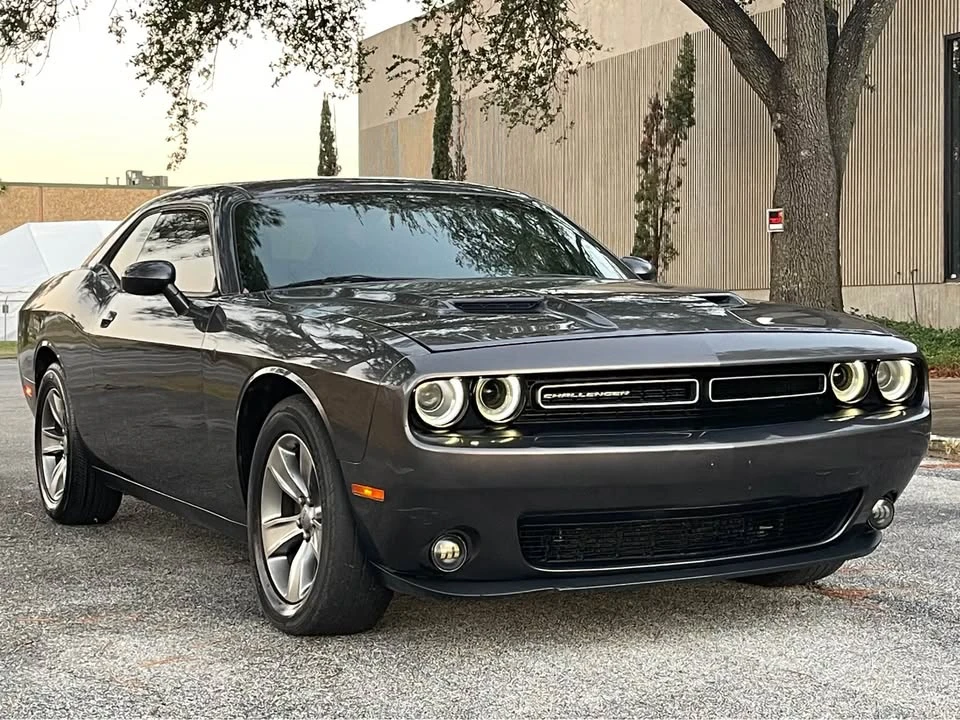 2015 Dodge Challenger 3rd Gen - Image 3 of 8