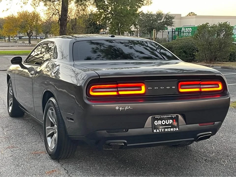 2015 Dodge Challenger 3rd Gen - Image 4 of 8