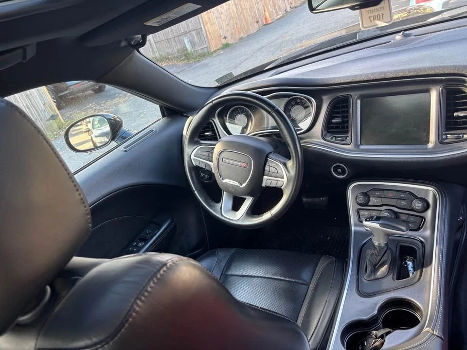 2015 Dodge Challenger 3rd Gen - Image 5 of 6
